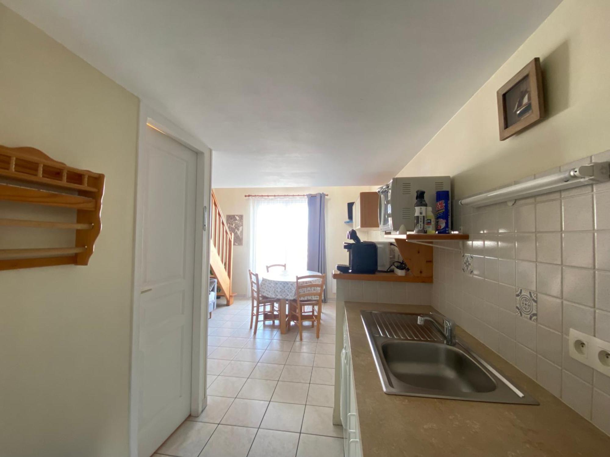 Appartement 1Er Etage Proche Centre-Ville, Plage Et Commerces, Balcon, Parking, Wifi Inclus - Fr-1-22-171 La Tranche-sur-Mer Luaran gambar